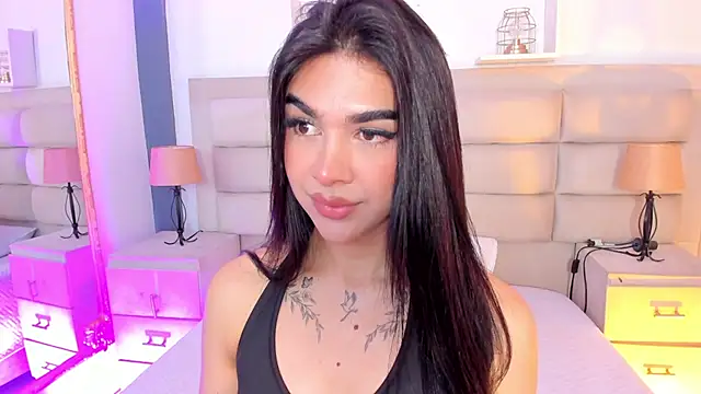 RoseCassie online show from September 13, 2:03 pm