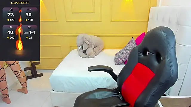 ARYAMORGAN1 online show from June 25, 3:28 am