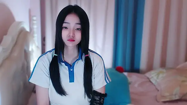 Snapshot of xiao-xiao-D chatting on October 12, 4:37 am xiao-xiao-D online show from October 12, 4:37 am