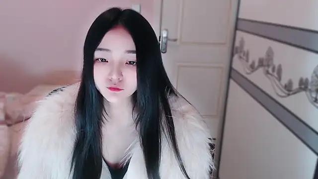 xiao-xiao-D online show from October 24, 9:16 am