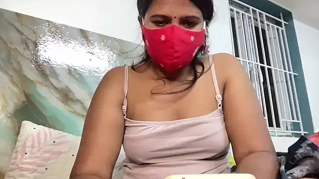 Tamil Sanjana  online show from January 5, 5:38 pm