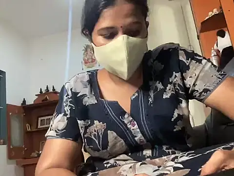 Snapshot of Tamil_Sanjana_ chatting on October 19, 8:33 pm Tamil Sanjana online show from October 19, 8:33 pm