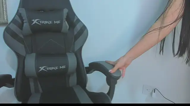 nathyy garcia online show from February 26, 3:38 am