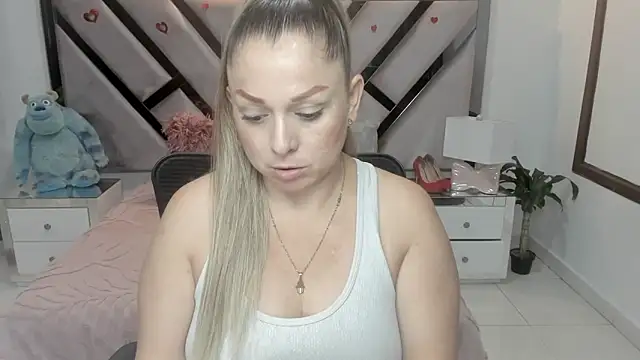 natalia5560 online show from November 16, 1:44 pm