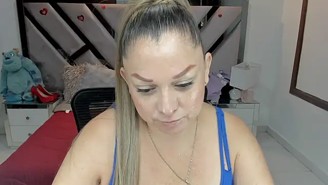 natalia5560 online show from October 22, 1:05 pm