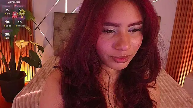 charlottee white online show from March 27, 7:36 pm