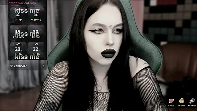 Snapshot of alexx_succubus chatting on September 21, 6:17 pm alexx succubus online show from September 21, 6:17 pm