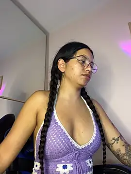 Rosita forever  online show from March 25, 8:12 pm