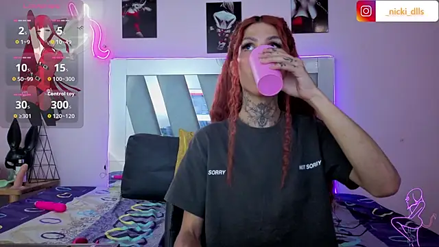 supradoll online show from December 4, 7:47 pm