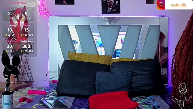 supradoll online show from November 24, 4:42 pm