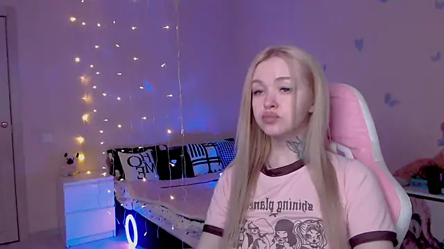 Naughty Mable online show from April 9, 7:14 am