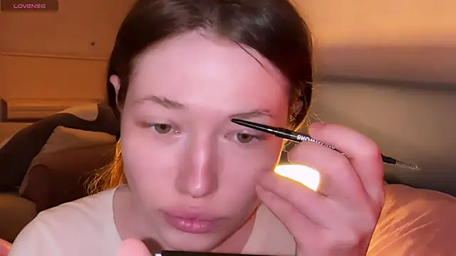 eva varnerr online show from June 21, 12:03 am