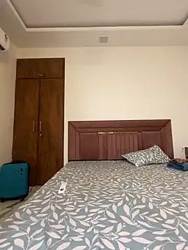 Snapshot of ahista chatting on September 27, 7:21 pm ahista online show from September 27, 7:21 pm