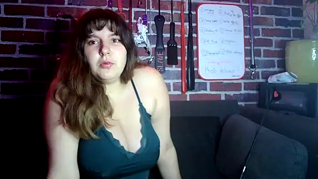 Heleneecesmecs2 online show from December 3, 10:23 pm