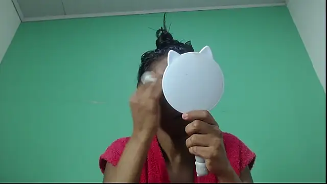 avaleri cherry online show from November 18, 2:12 am