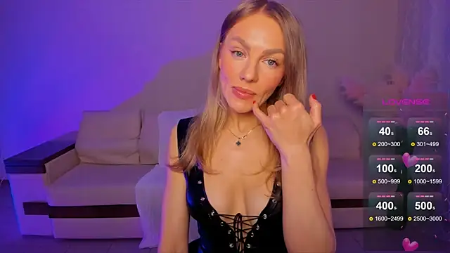 Oliva Candy online show from April 24, 9:06 pm