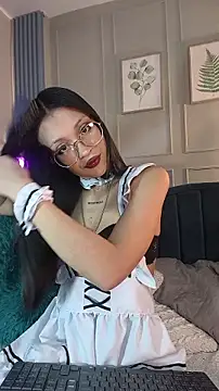 Abbydreams  online show from July 14, 2:00 pm