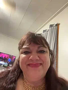 Luciouslouise72xh online show from October 23, 12:49 am