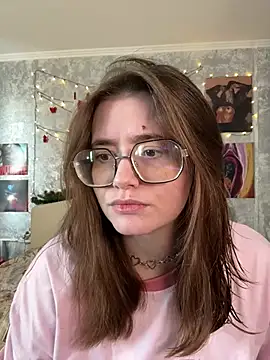 Sabrina shells online show from January 9, 10:30 am