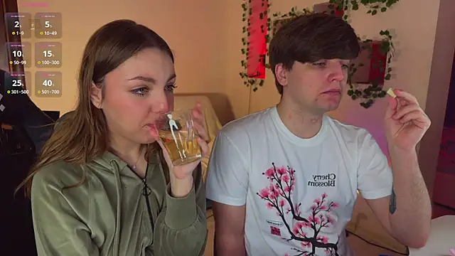 RobertAndLinela online show from February 6, 9:23 am