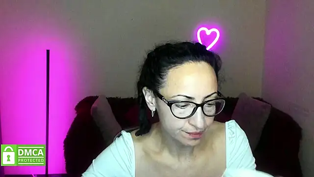 Arianasweety23 online show from October 29, 6:43 pm