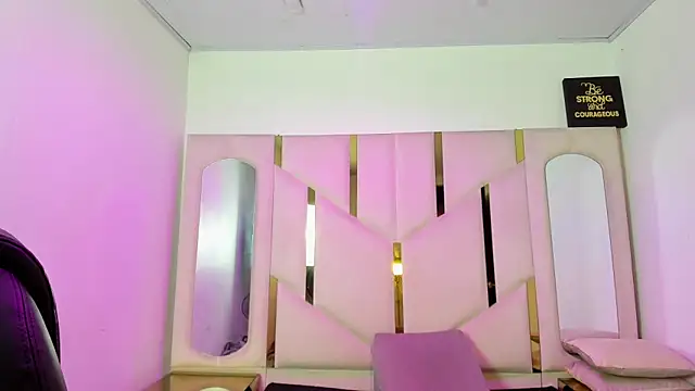 IsabellRodriguez18 online show from March 14, 4:02 am