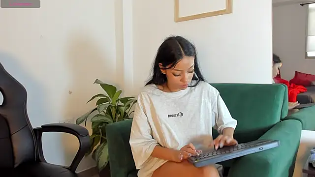 two milkyway online show from November 9, 1:51 pm