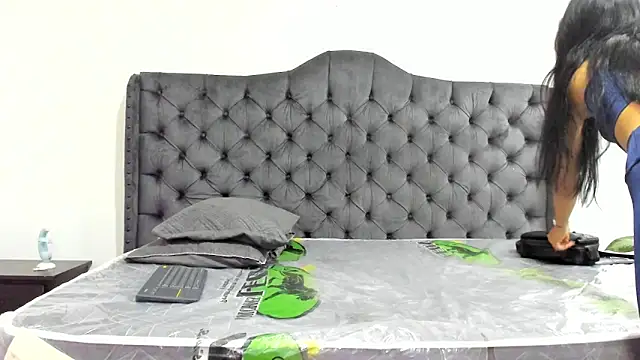 two milkyway online show from September 18, 11:53 am