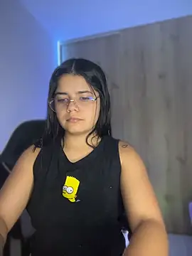 pretty angela1 online show from April 15, 4:02 am