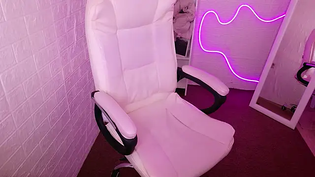 StellaFrost online show from October 14, 3:25 pm