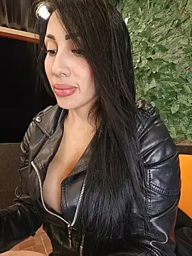 Isabellitasexi38 online show from April 9, 3:31 am