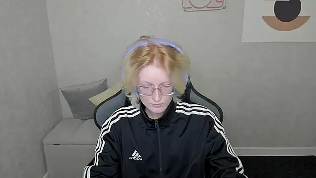 ElizabethHarpper online show from September 11, 1:17 am