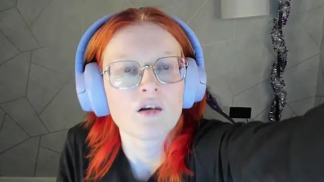 ElizabethHarpper online show from January 14, 9:25 am