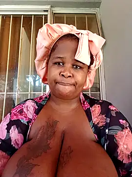 SexyLadyBoosxx online show from October 17, 1:03 pm