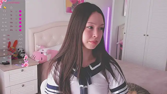 kittenrisha online show from April 7, 7:54 am