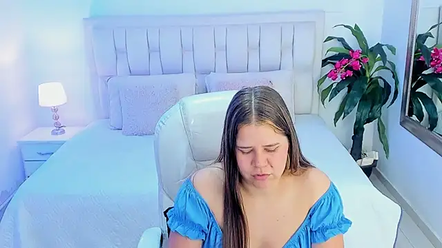 Annie kurt  online show from October 8, 9:52 pm