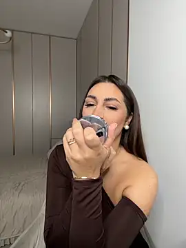 claraxjoyy online show from October 20, 4:15 am