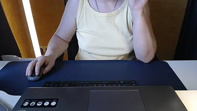 mysterious charming online show from July 7, 8:29 am