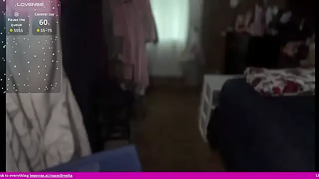 mamifresita online show from June 3, 1:01 pm