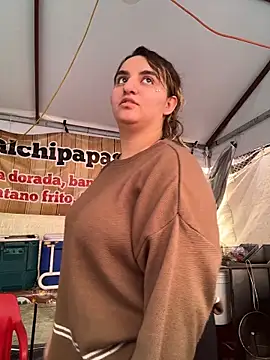 mamifresita online show from December 17, 10:25 pm