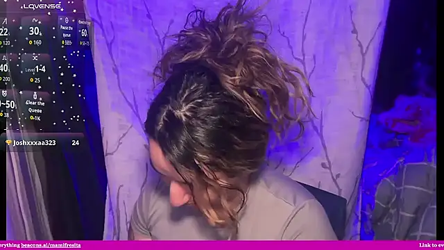 mamifresita online show from May 27, 5:59 am
