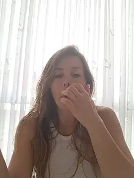 karina warthon online show from January 11, 6:13 pm