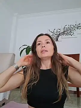 karina warthon online show from February 13, 5:47 pm