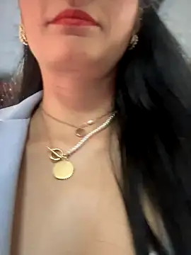 BELLA--26 online show from September 15, 3:20 pm