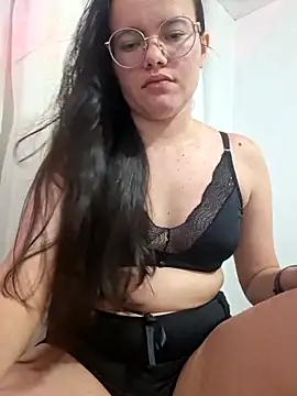 CamilleHottt online show from April 1, 2:12 am