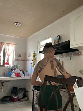 Izy cute  online show from February 18, 12:10 am