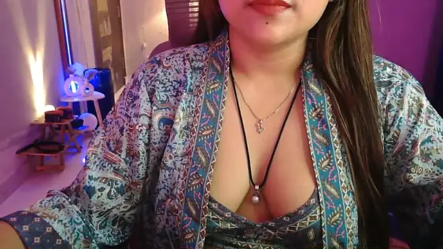 Mitikaa online show from May 6, 1:48 pm