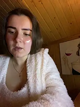 mewKate online show from March 12, 8:22 pm