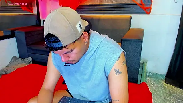 Snapshot of EnriquevillaF chatting on October 30, 11:55 am EnriquevillaF online show from October 30, 11:55 am