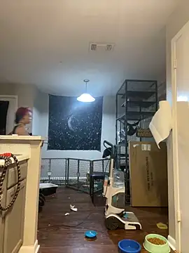 trashbrat online show from March 4, 4:30 am